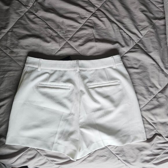 White Editor Super High Waisted Tailored Shorts-size 12 - Picture 2 of 3